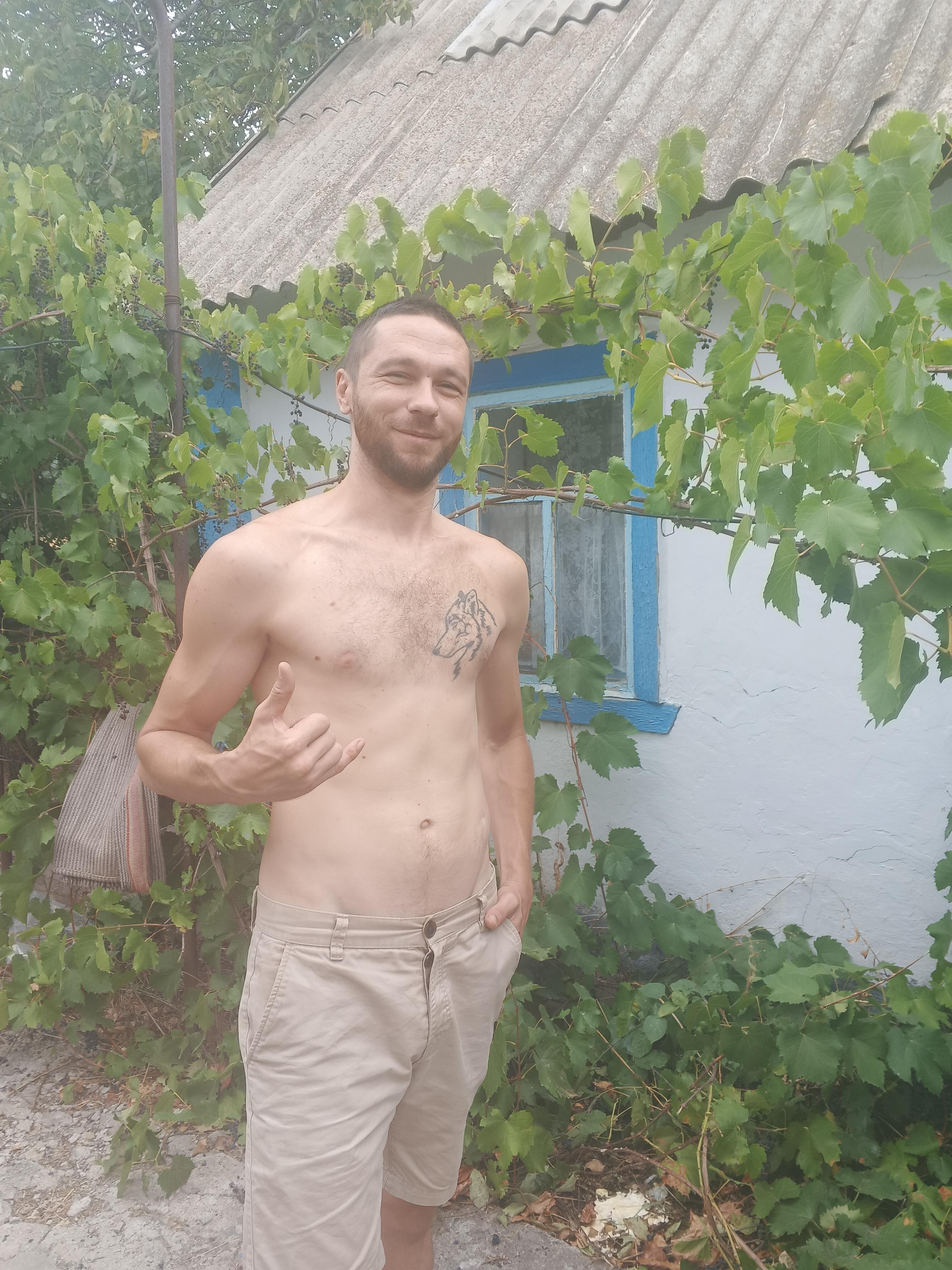 Парень познакомится с девушкой в городе Симферополь, Джавид, 34 года