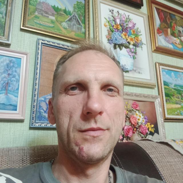 Мужчина познакомится с женщиной в городе Москва, Дмитрий, 44 года